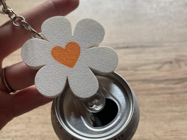 Abrelatas margarita con corazón