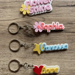 Llavero con nombre y flor, estrella o corazón