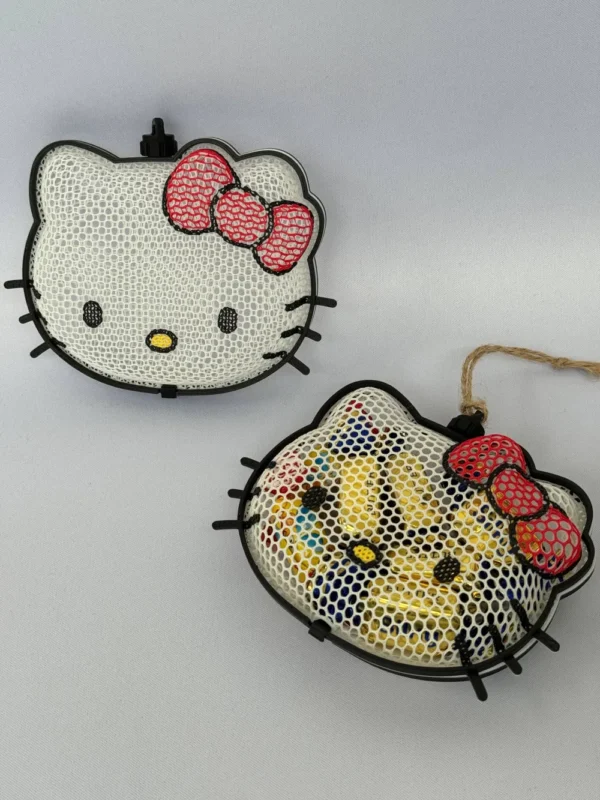 Cestita de chuches Hello Kitty