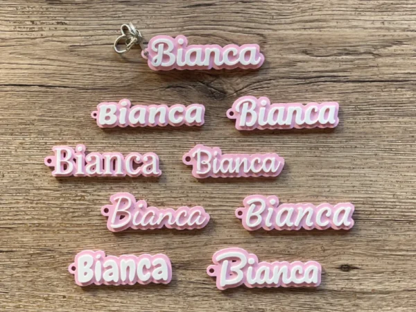 Llavero con nombre en letra cursiva
